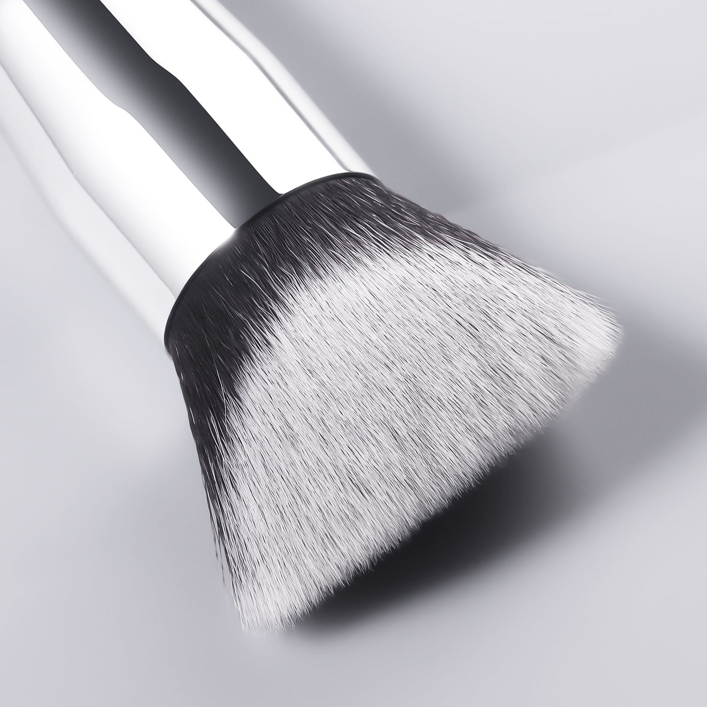 RONSHADOW Tri Edge Contour & Conceal Brush