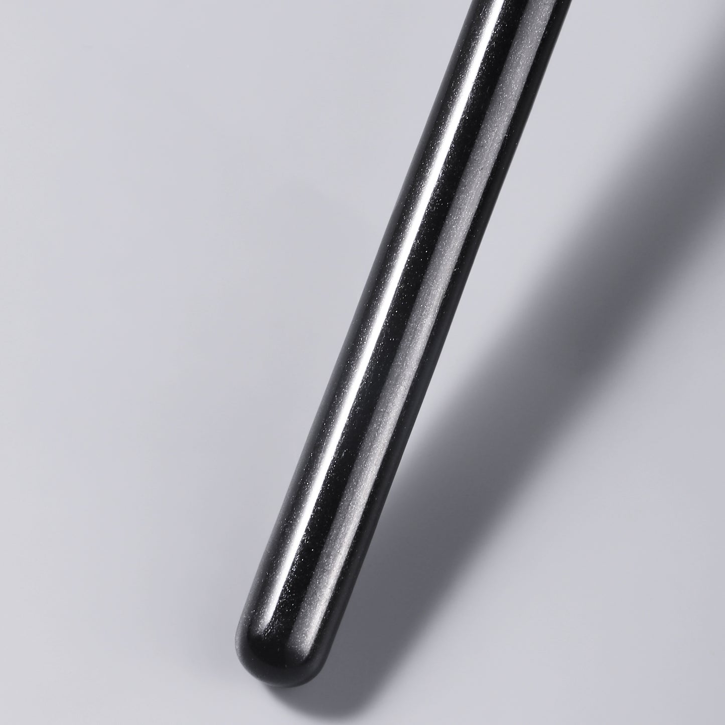 RONSHADOW Curved Smudge Brush Effortless Smoky Blend & Soft Definition