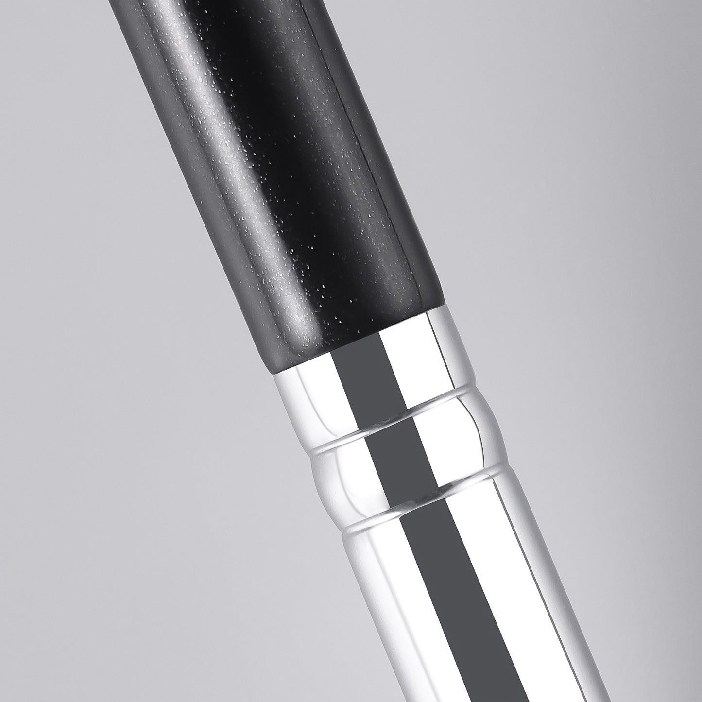 RONSHADOW Nose Contour Brush |High quality wood handle + aluminium ring - Skin-friendly nylon bristles - Precise contouring of nose shape
