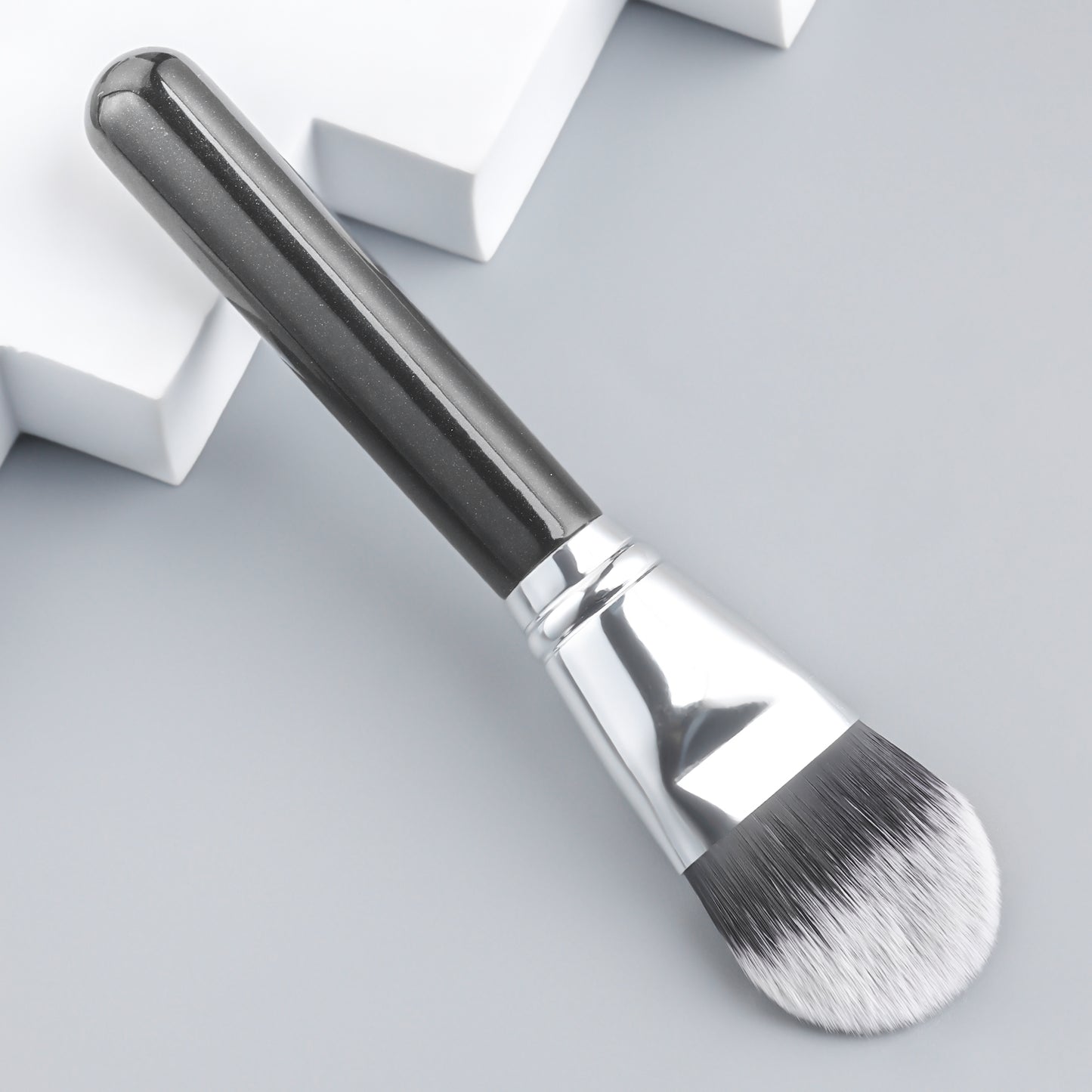 RONSHADOW Dual-Use Foundation & Mask Spatula Brush Z115