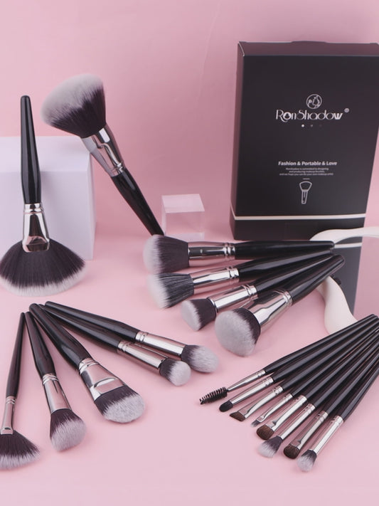 Essential Brush Collection Black Coffee